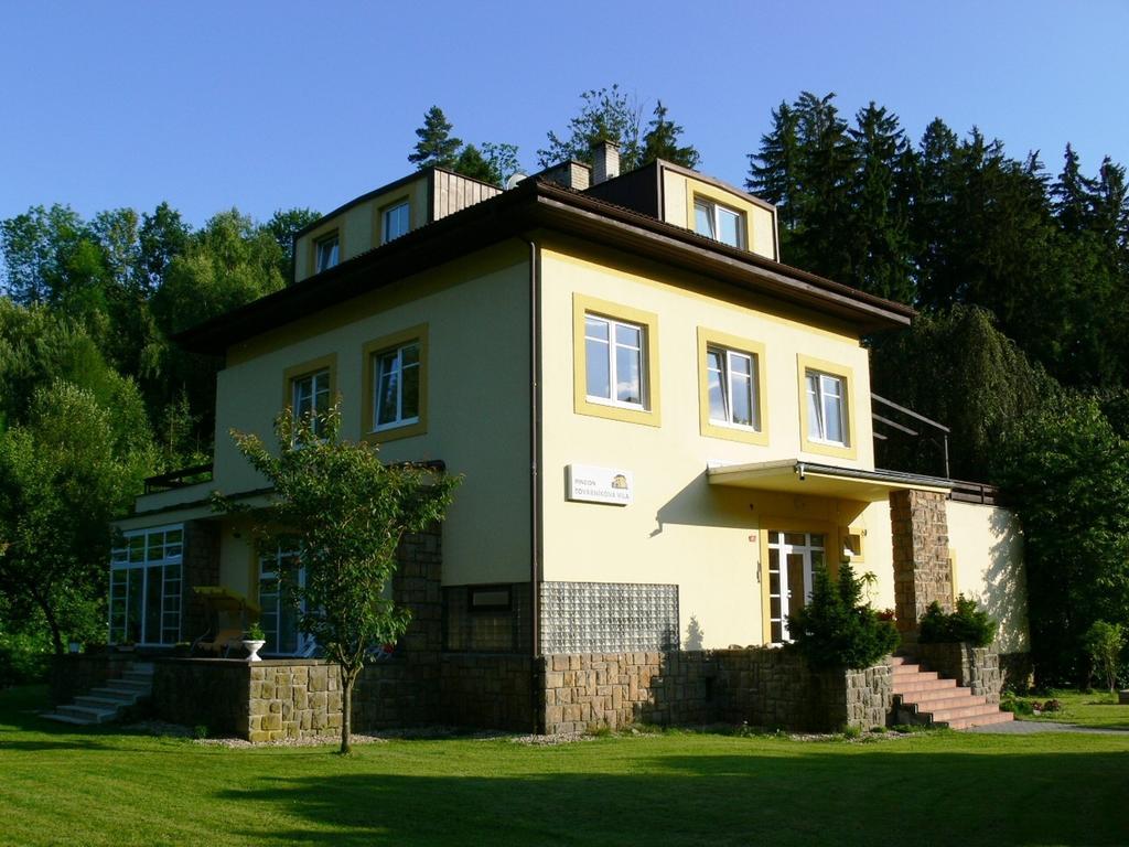 Penzion Továrníkova vila Hotel Skuhrov nad Belou Exterior foto